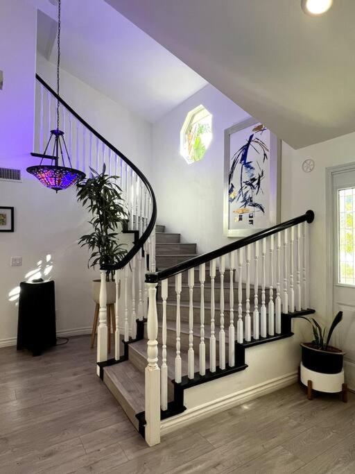 Stylish Mediterranean Villa, Pool, Jacuzzi, Hollywood & Malibu Bliss ลอสแอนเจลิส ภายนอก รูปภาพ