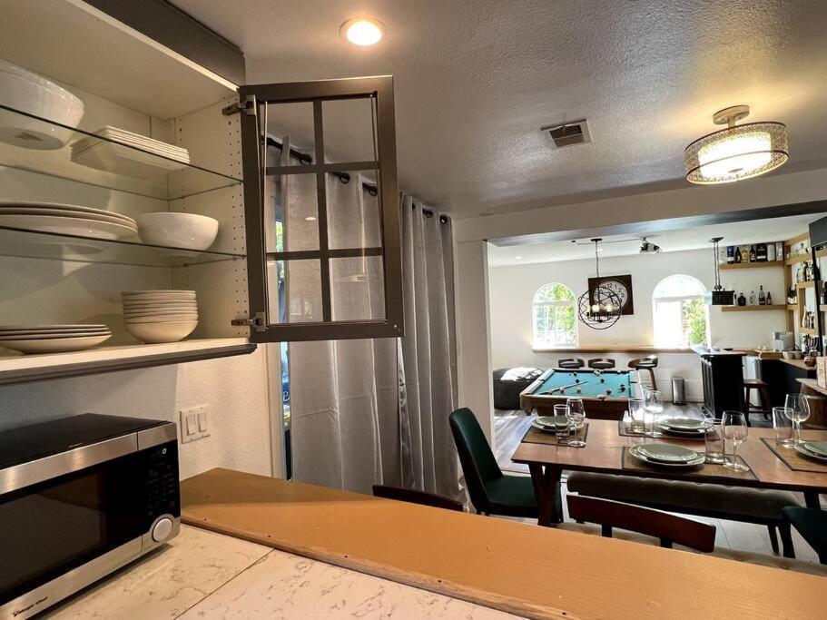 Stylish Mediterranean Villa, Pool, Jacuzzi, Hollywood & Malibu Bliss ลอสแอนเจลิส ภายนอก รูปภาพ